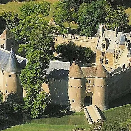 In Saint-pierre Near River & Spa, Cleaning Included